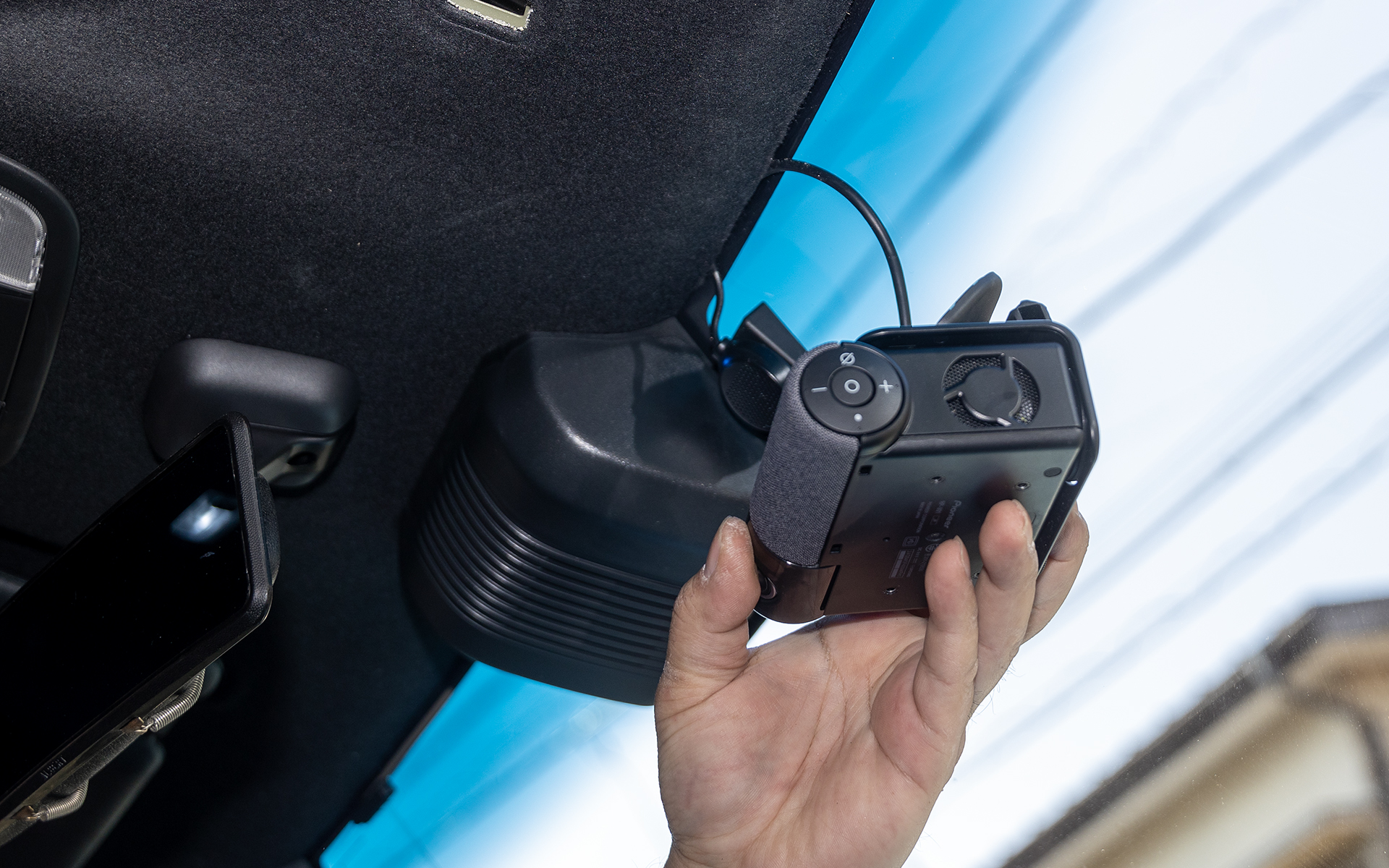 カメラ位置を決めるときはNP1の電源を入れてから、スマートフォンアプリの「My NP1」を立ち上げる