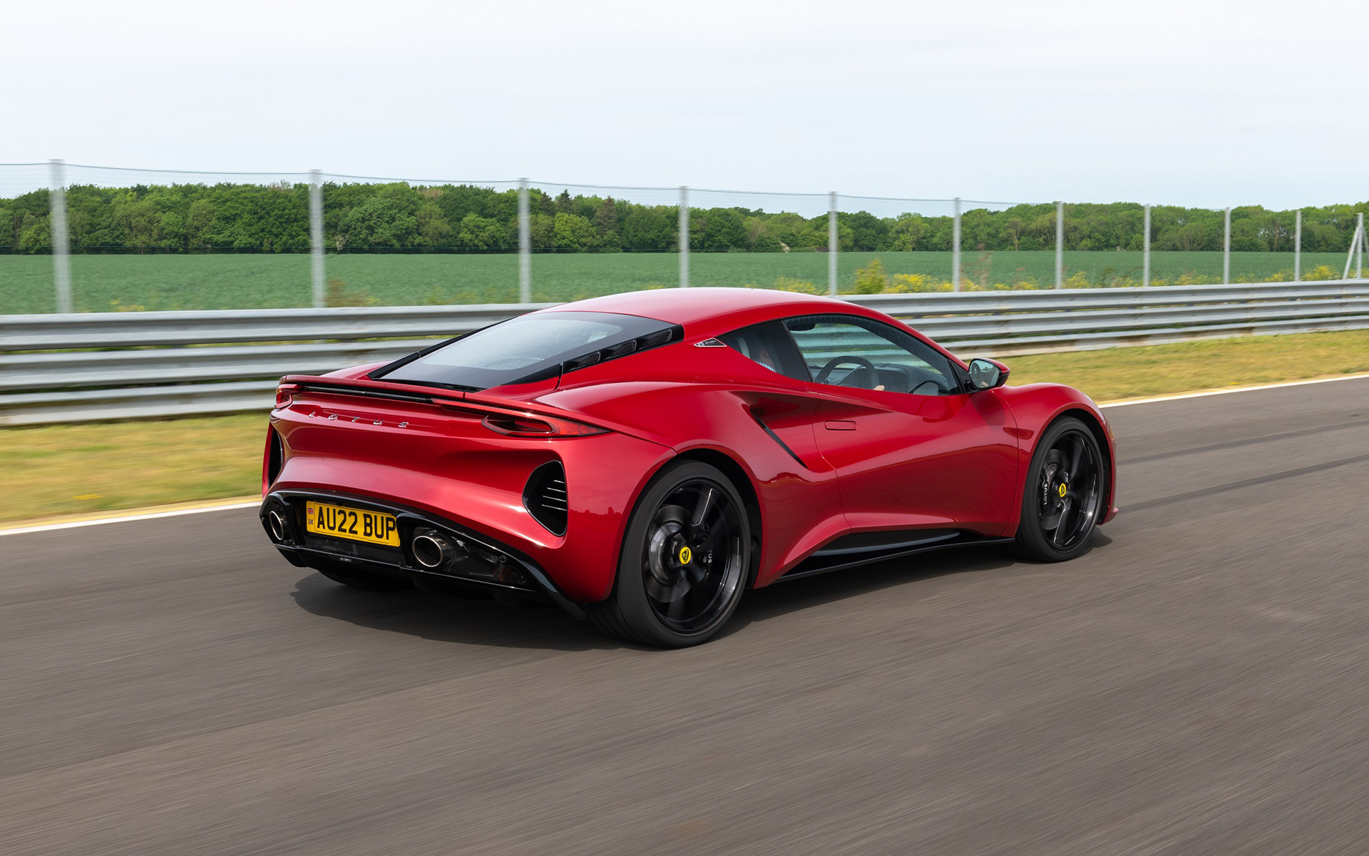 ロータス・カーズの新スポーツカー「エミーラ」