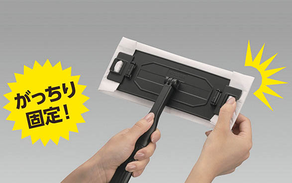 ウェットシートを二つ折りにして装着することで乾きにくくした