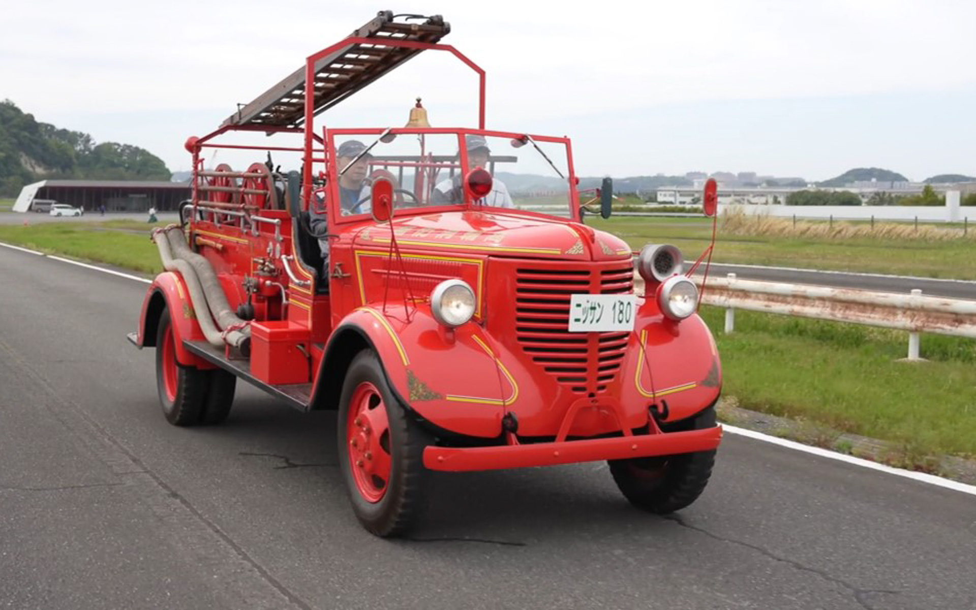 東京消防庁が保管する「ニッサン180型消防ポンプ自動車」を走行可能な状態に再生