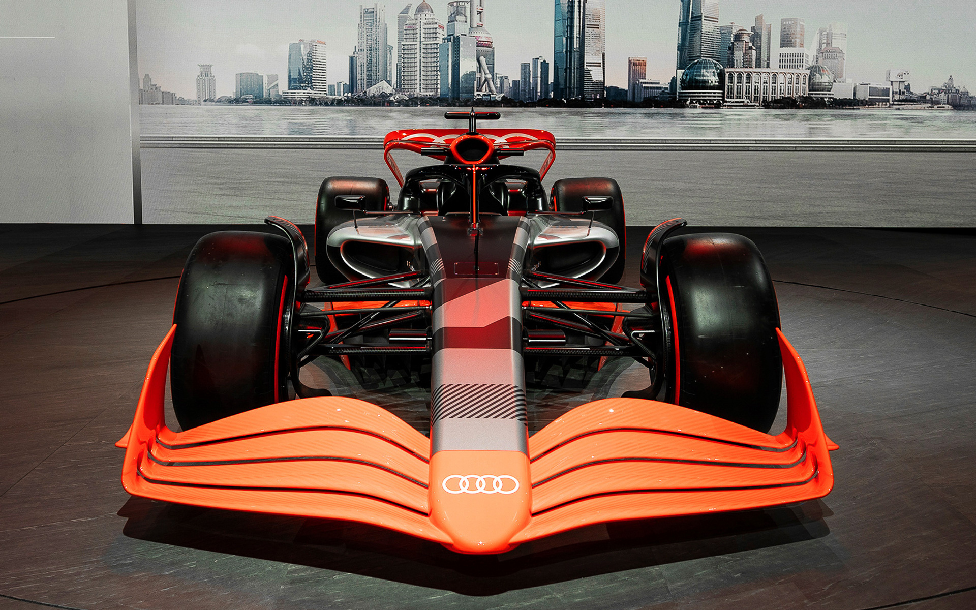 ローンチカラーのF1マシン