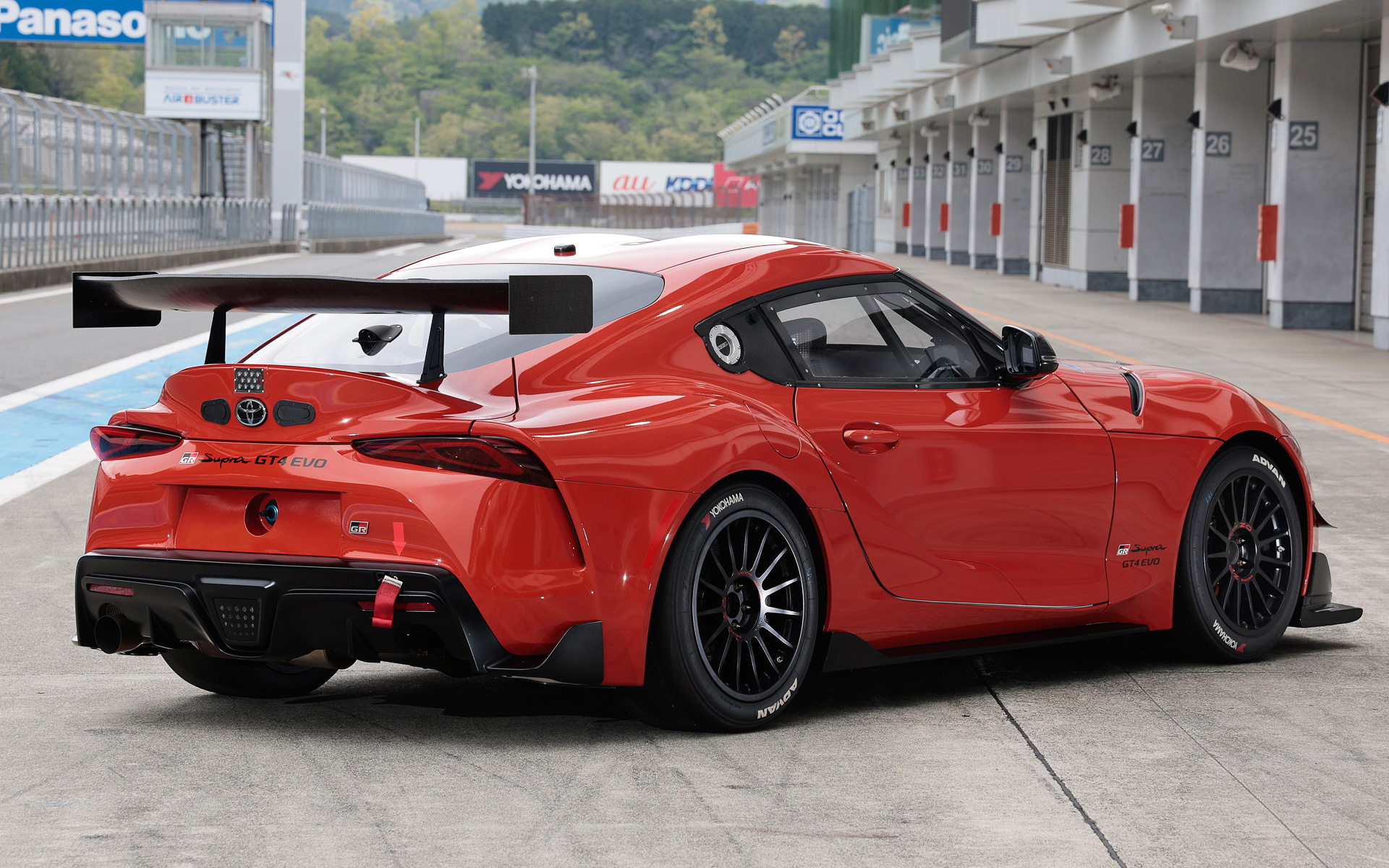 リアウイングまわりの機構が改善されている