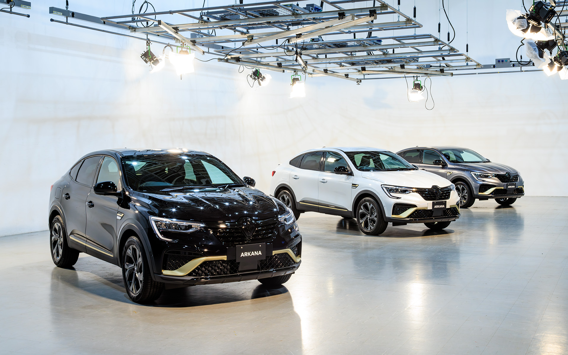 新たな主力グレードとなるE-TECH エンジニアード