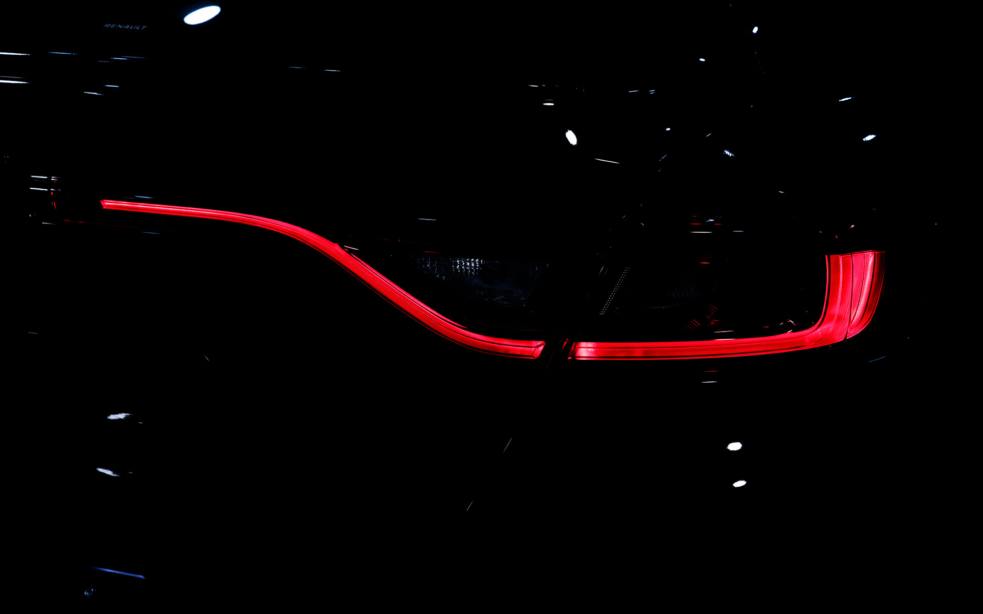 リアコンビランプの点灯パターン。リアコンビランプもLED