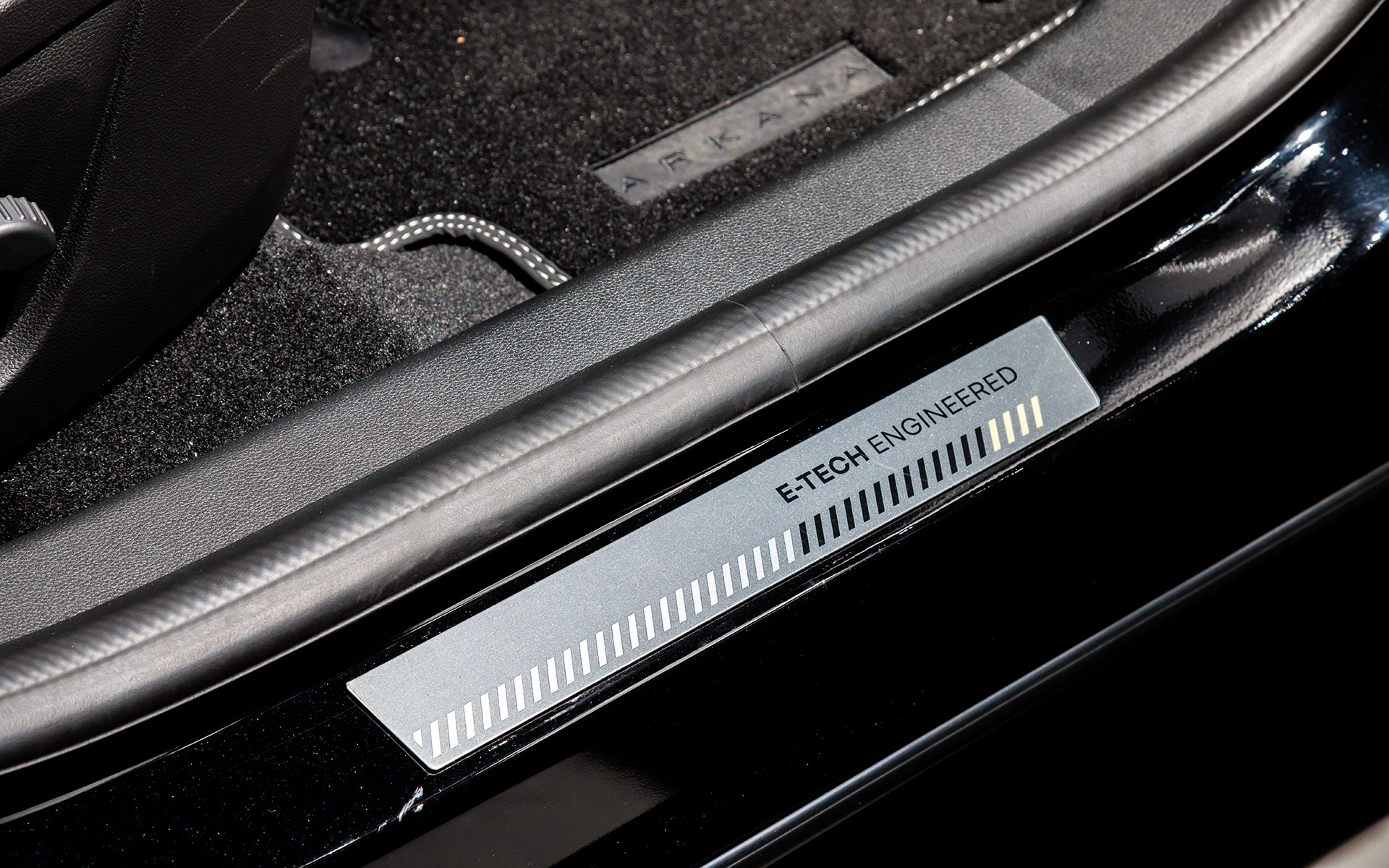 専用のキッキングプレート