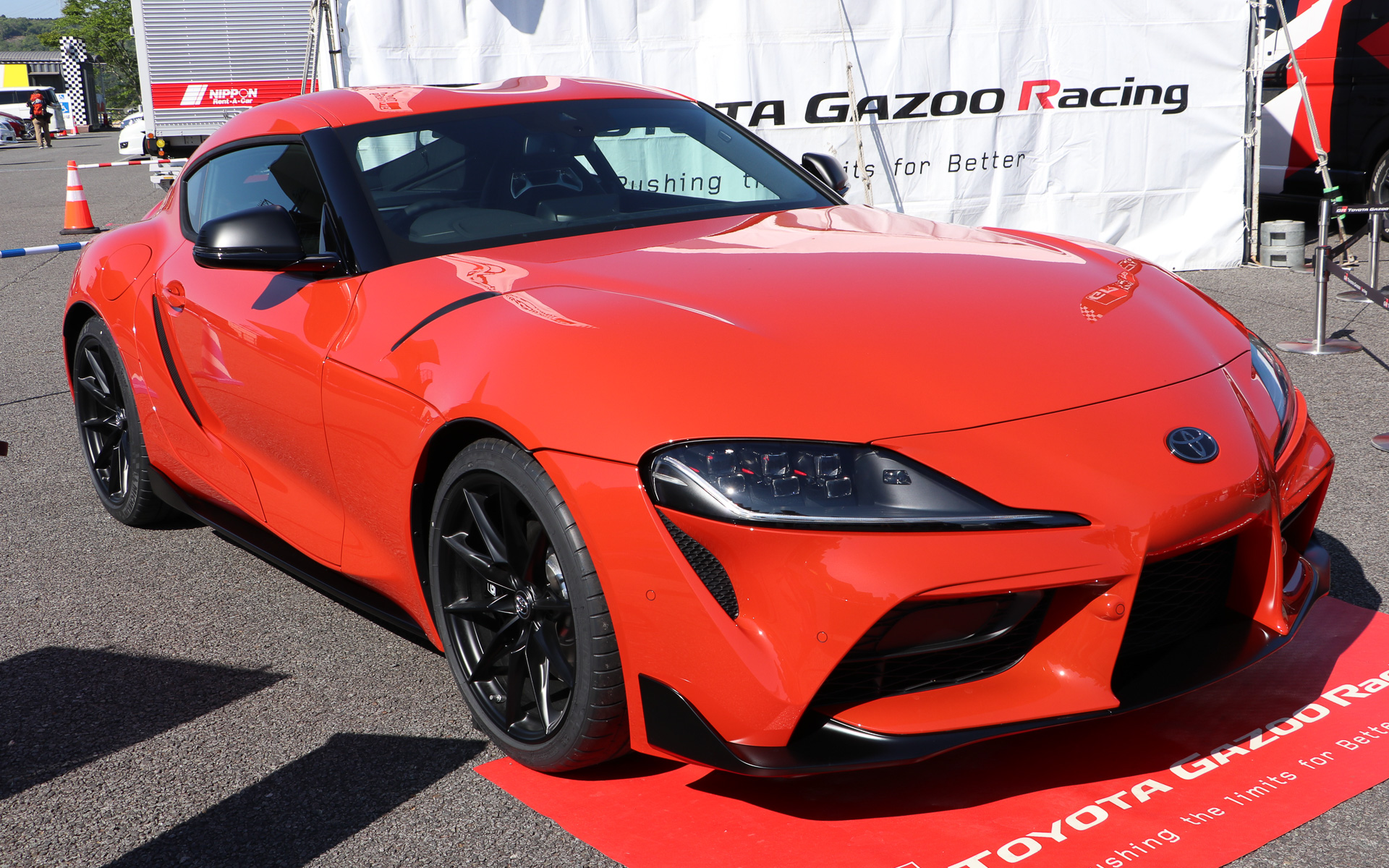 GRスープラ特別仕様車「Plasma Orange 100 Edition」