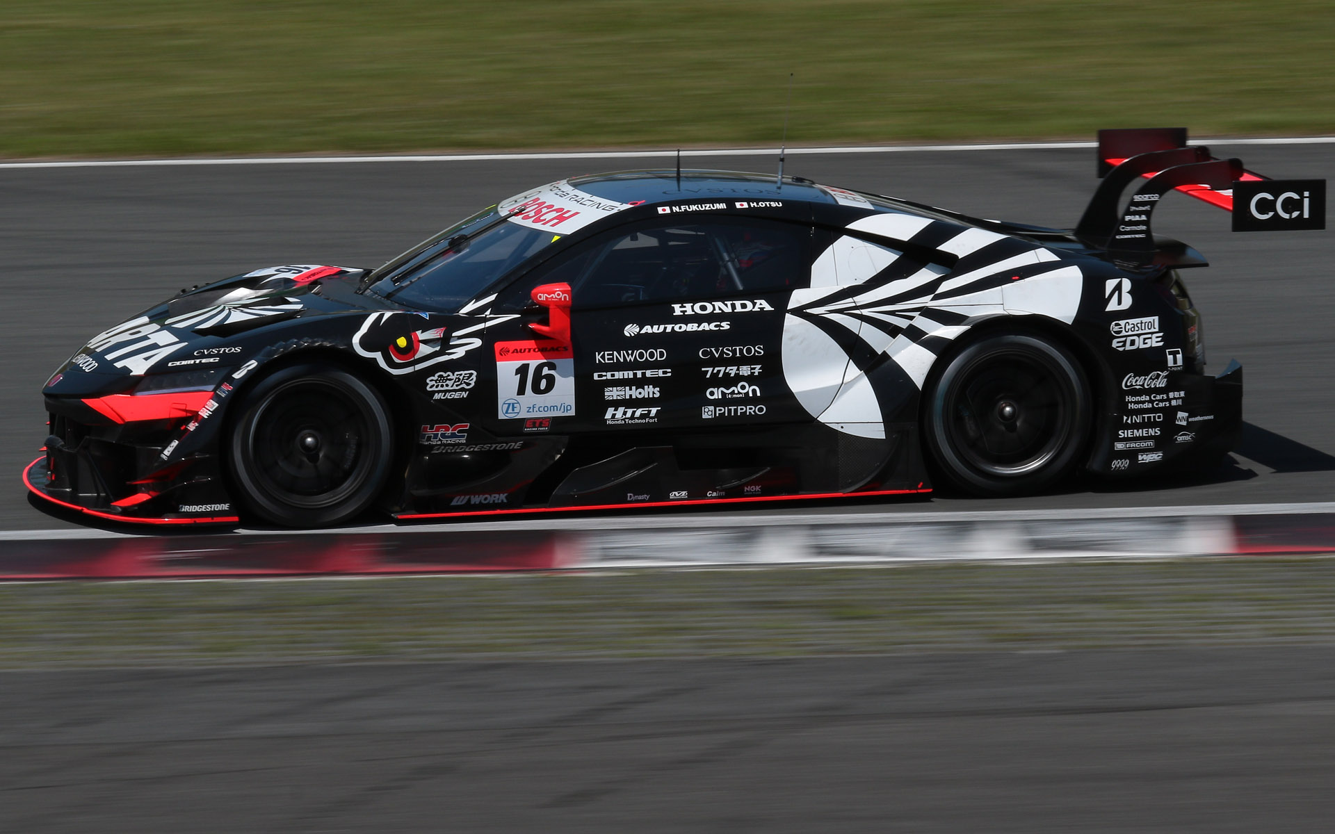 GT500クラス3位の16号車 ARTA MUGEN NSX-GT（福住仁嶺/大津弘樹組、BS）