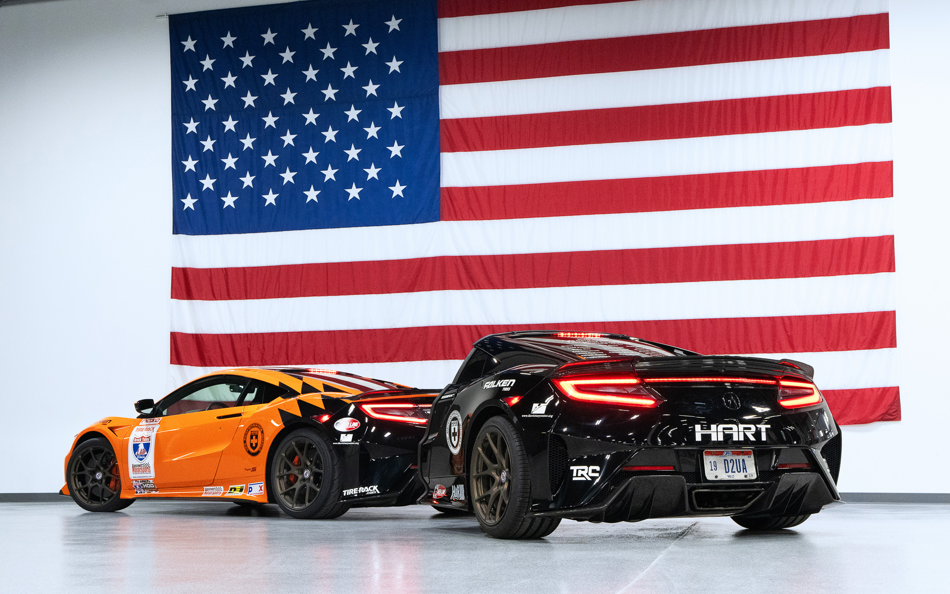 リアトレーラーを牽引するNSX Type S