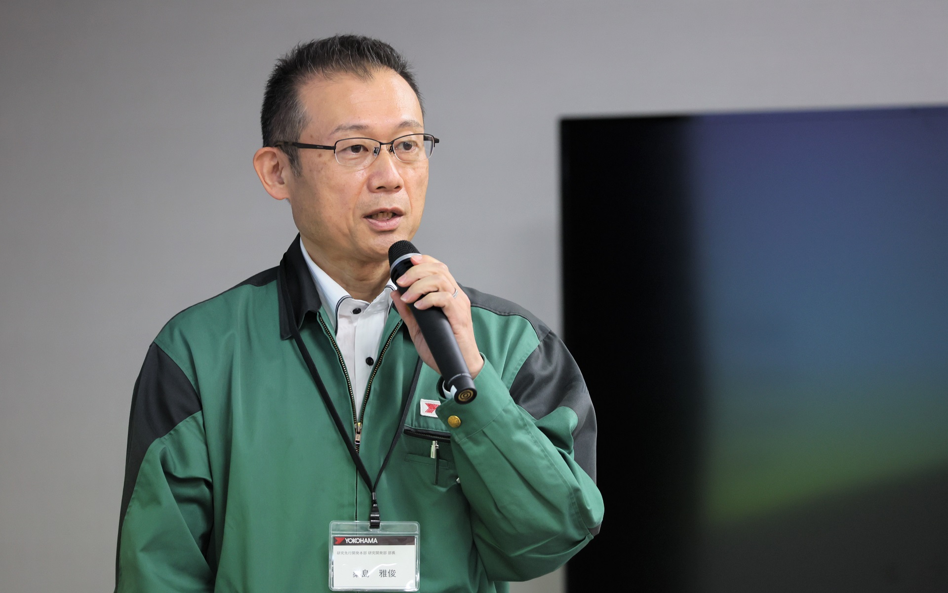 HLC規格を解説する横浜ゴム株式会社 研究開発本部 研究開発部 部長 桑島雅俊氏