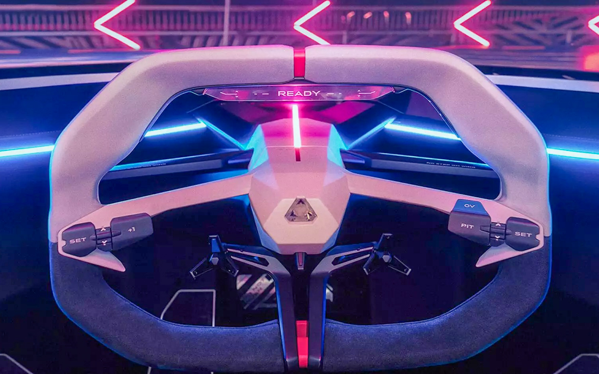 F1からインスパイアされたというステアリング