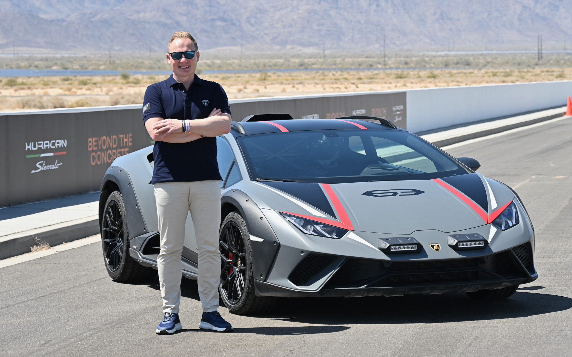 ウラカン ステラートの設計者の1人、ミーティア・ボルケート氏