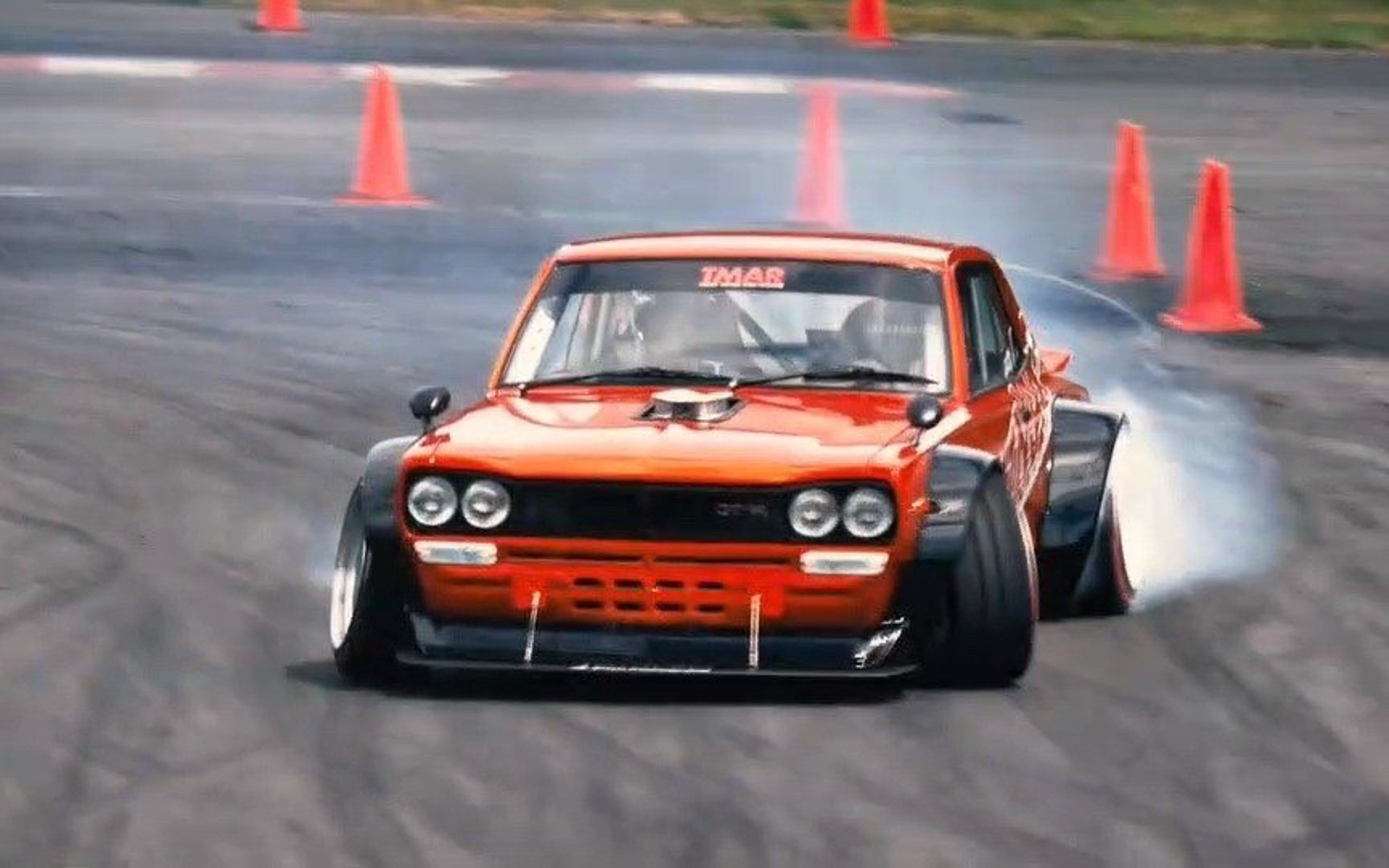 スーパーカー走行やドラッグレース、フォーミュラドリフトなどさまざまな走行イベントも予定されている