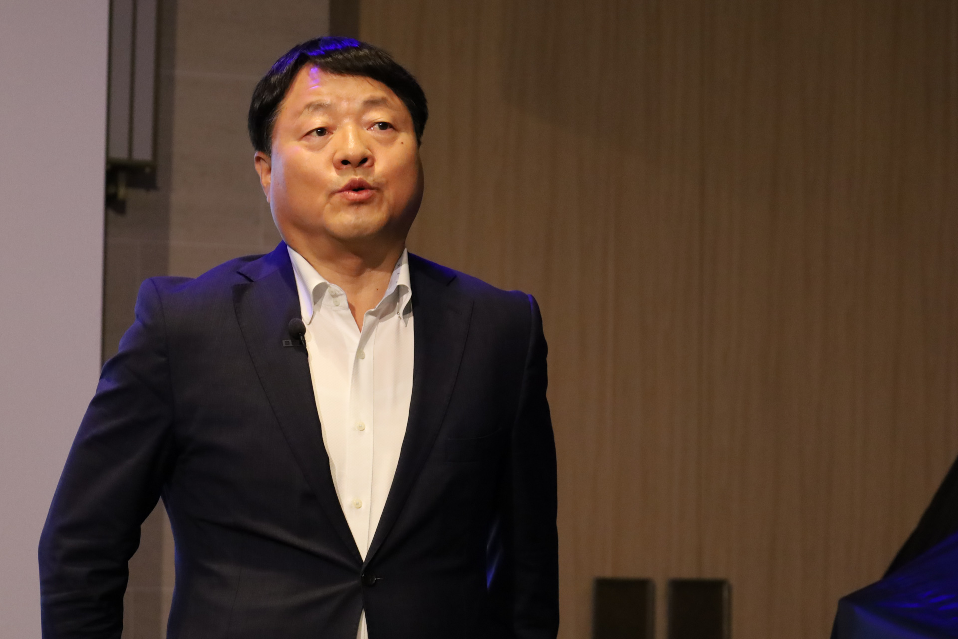 本国のHyundai Motor Company 代表取締役 副社長 柳源夏（ユ・ウォンハ）氏