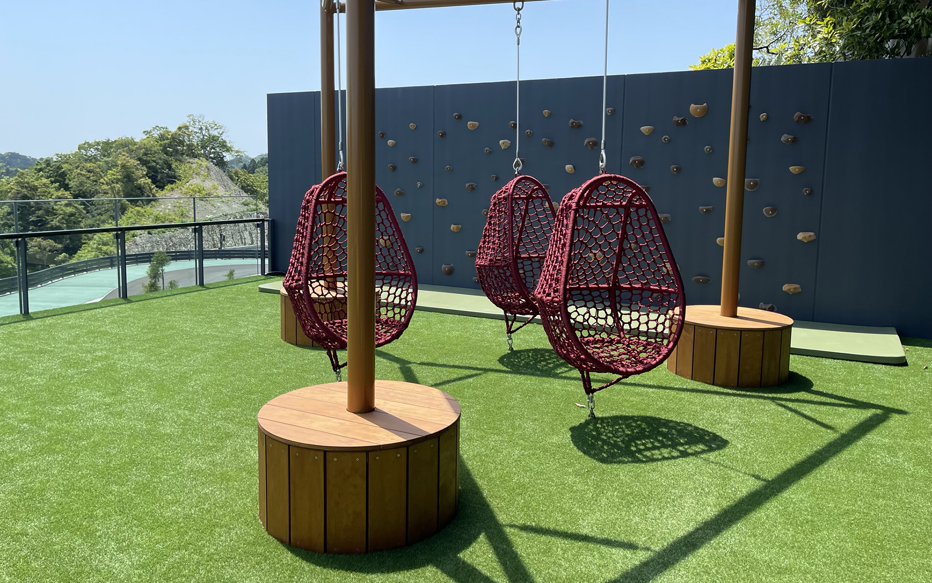 木材をふんだんに使用したファミリーラウンジも用意