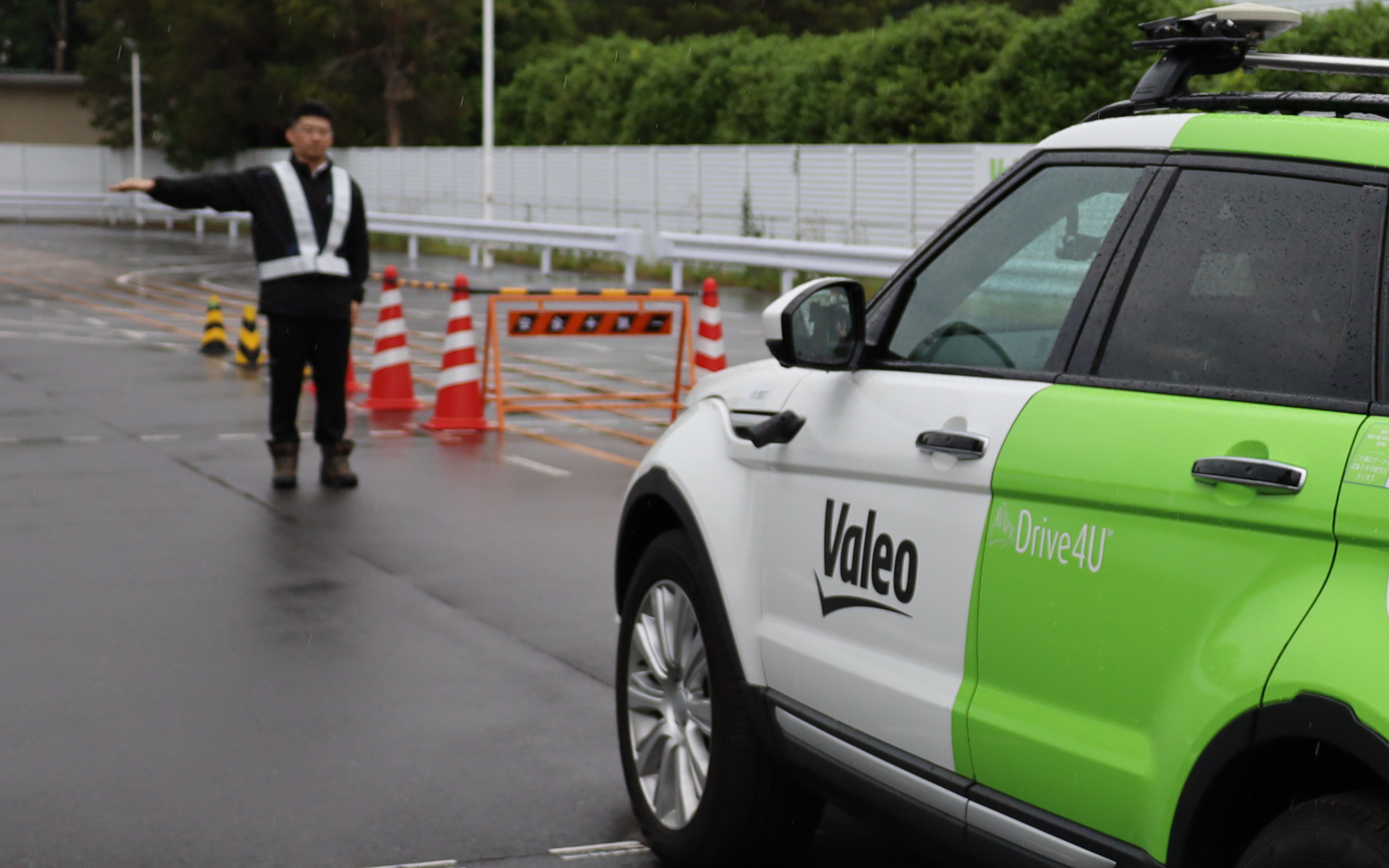 ヴァレオジャパンのデモ