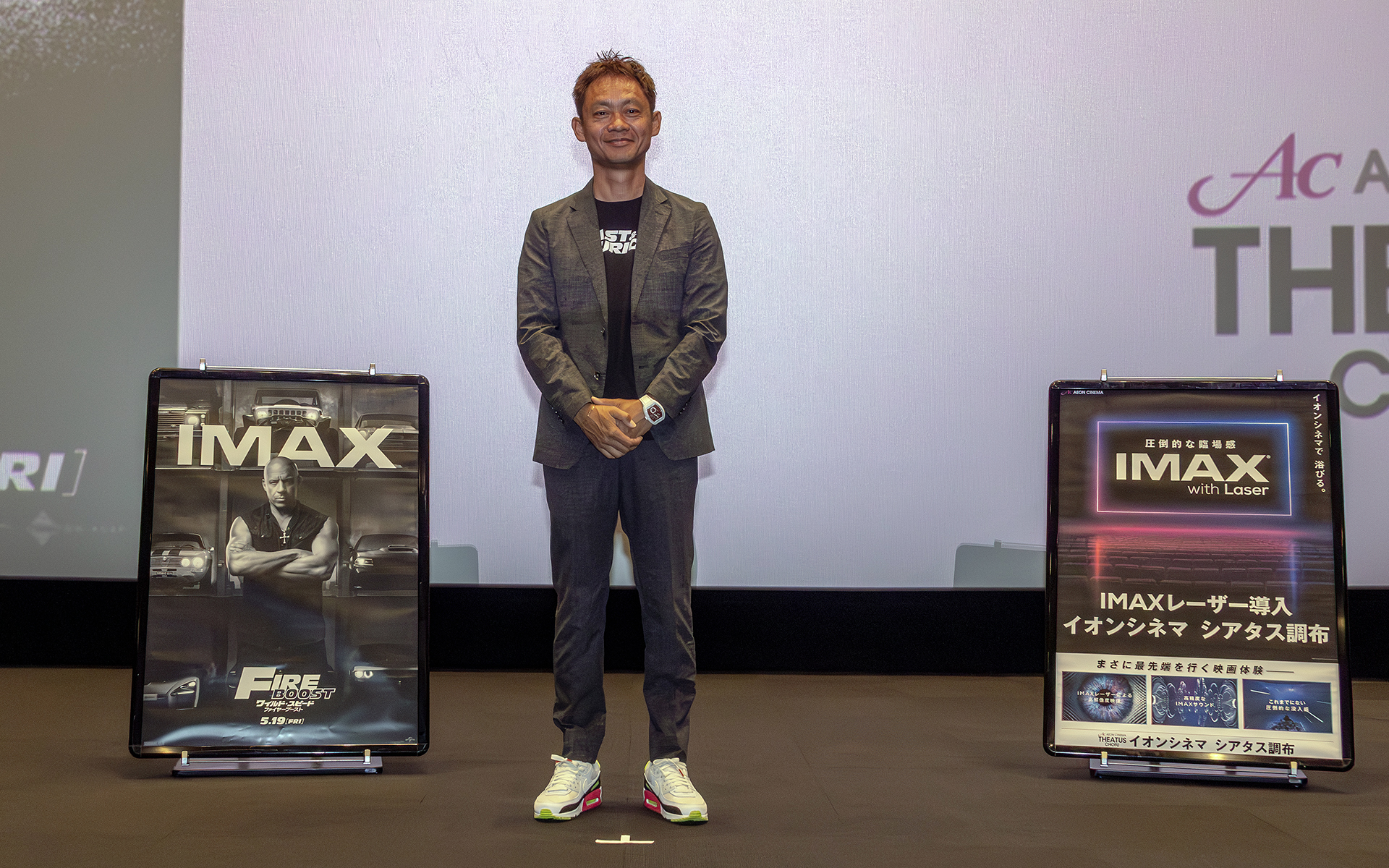 レーシングドライバーであり、SUPER GTではTGR TEAM SARDのチーム監督を務める脇阪寿一氏が「イオンシネマ シアタス調布IMAXレーザー導入記念 スペシャルトークショー」に登壇