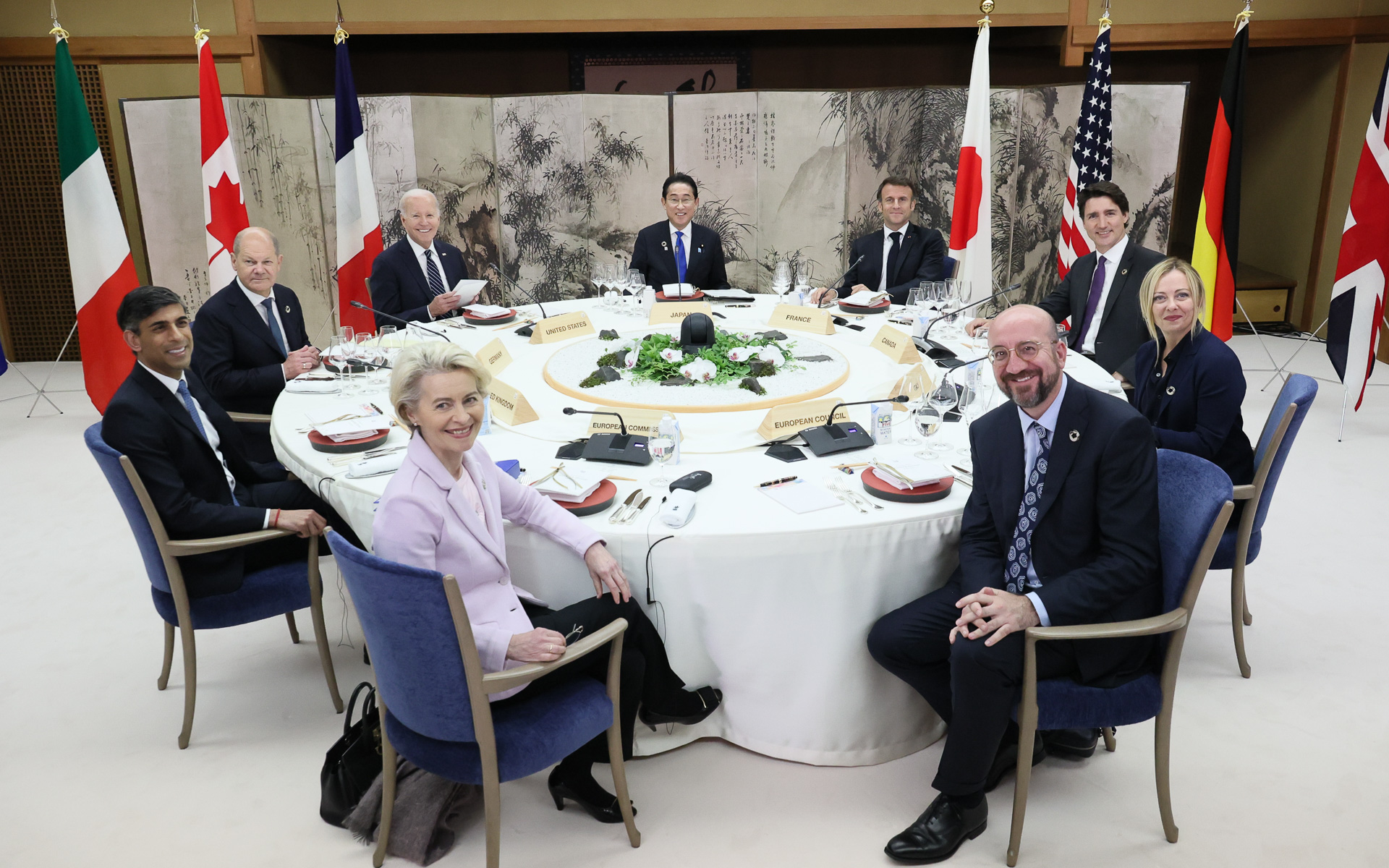 G7に加え、EU議長らも加わって発出された広島G7サミットの「G7広島首脳コミュニケ」