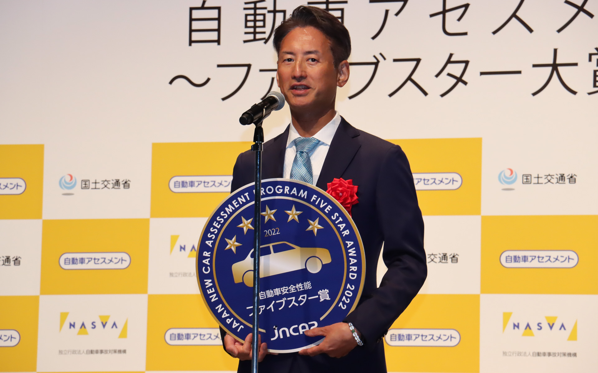 「ヴォクシー/ノア」の開発を担当した黒柳輝治氏