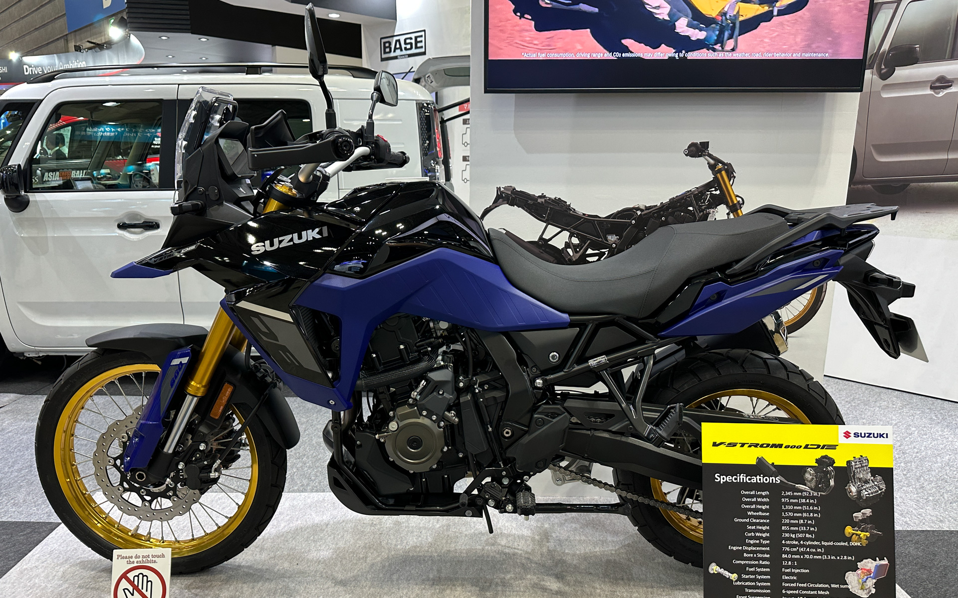 並列2気筒エンジンを採用することで車両の前方にエンジンを配置することが可能となった