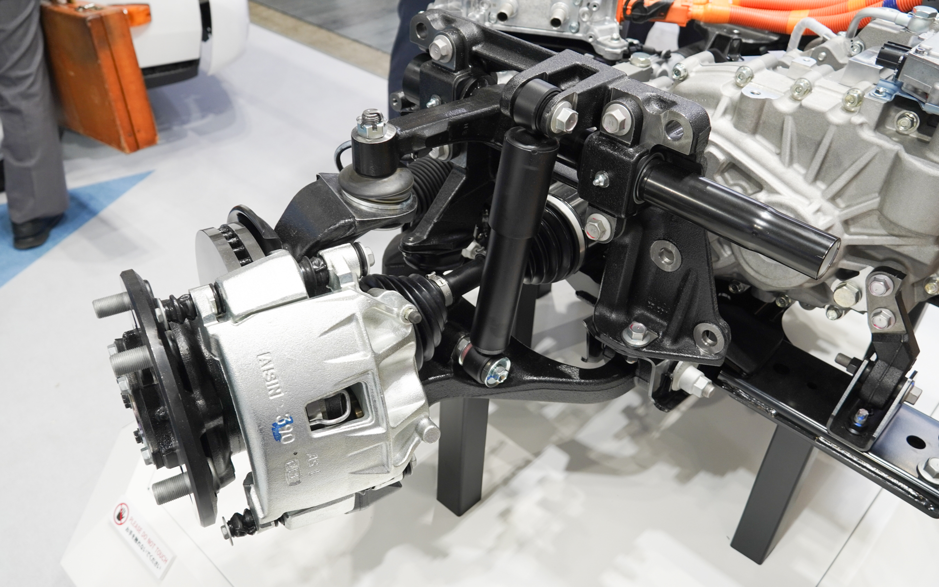 デュトロ Z EVに搭載されている前輪駆動モジュール