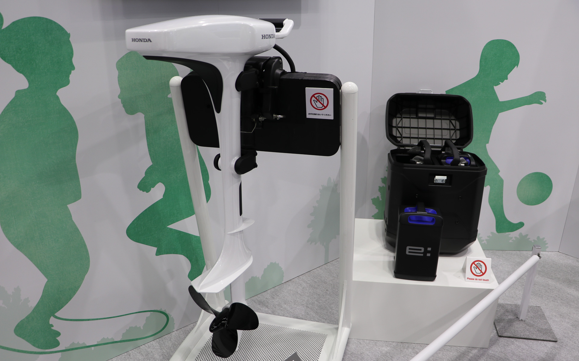 水上用の「小型電動推進機」