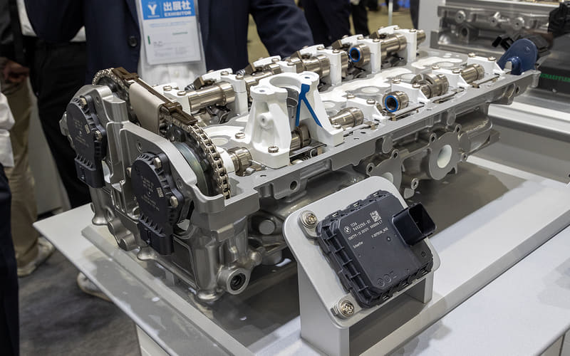 シェフラー、内燃エンジン用技術「eロッカー」や電動化用技術「4in1