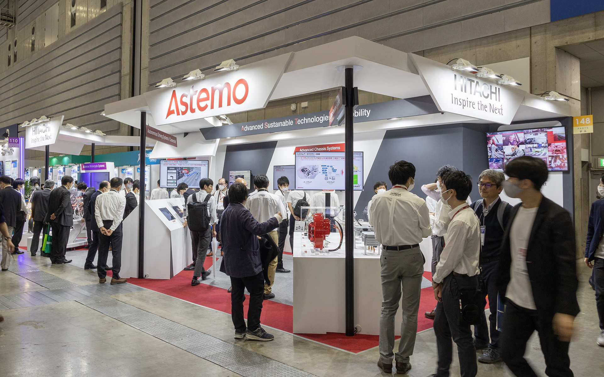 自動運転、電動化など次世代技術を幅広く展示