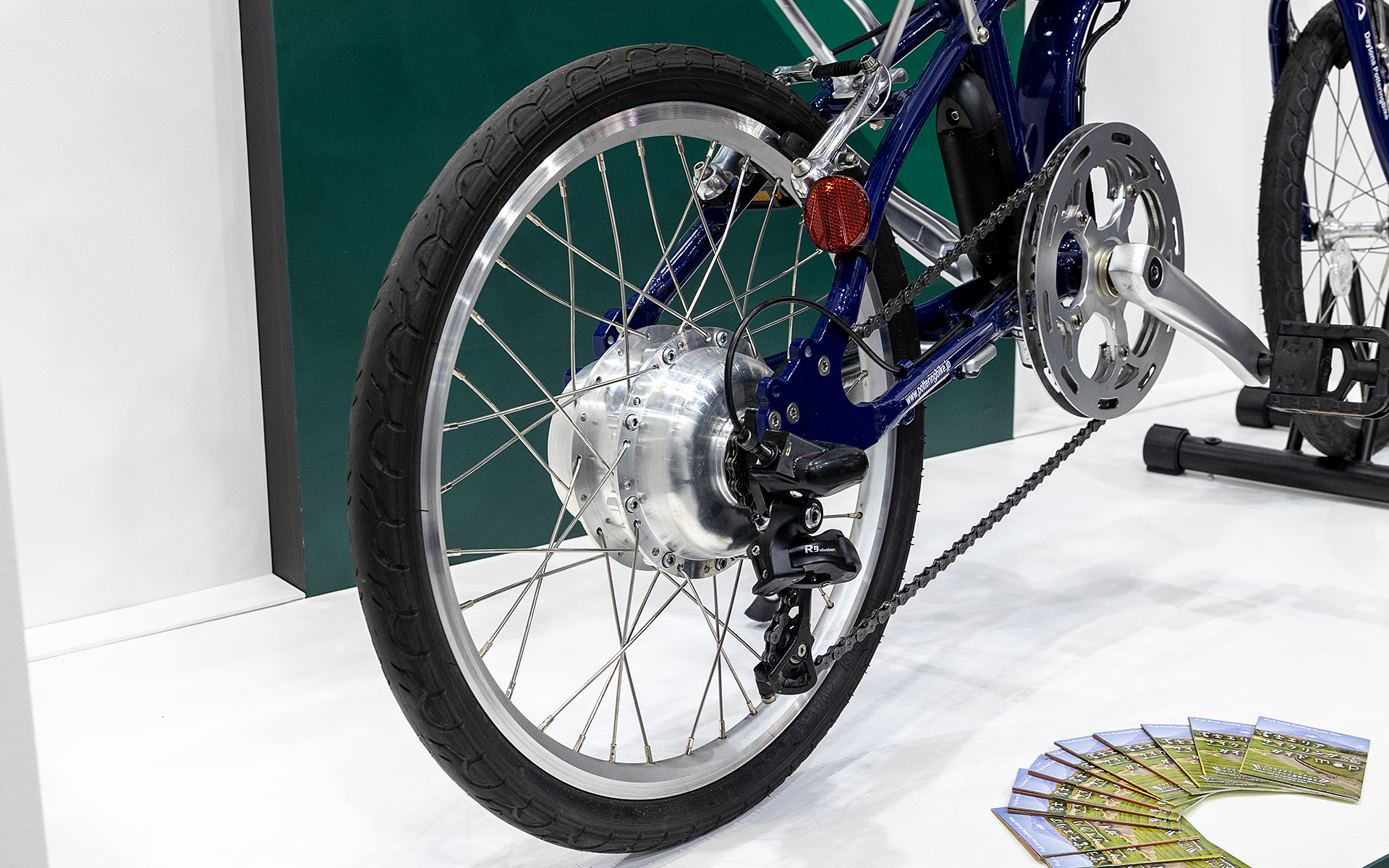 リアハブ一体式。今後はさらに小型化されるという