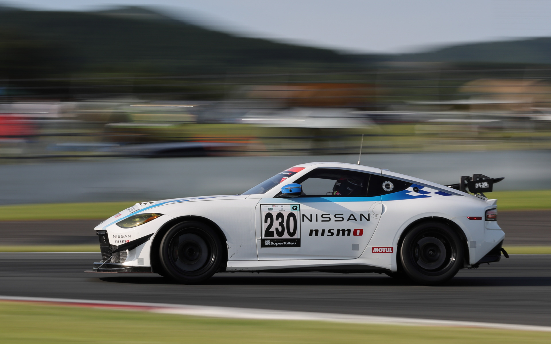 No.230 Nissan Z Racing Concept（カーボンニュートラル燃料/685Lap）