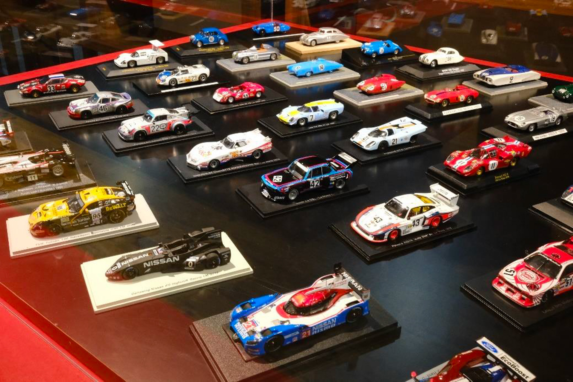 華やかにル・ マンを彩ったクルマ