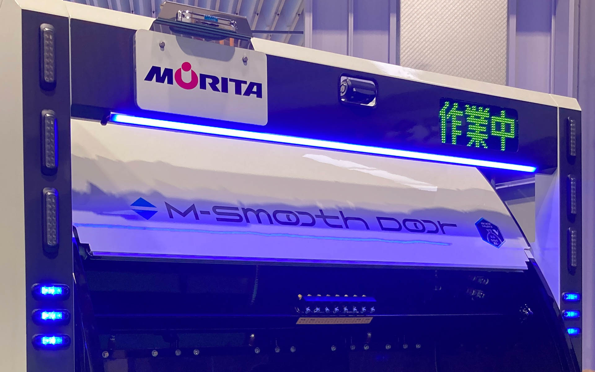 積込作業負荷状況のインジケーターを装備