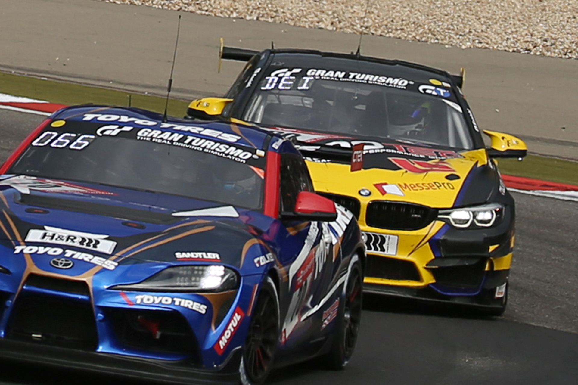 Adrenalin Motorsport Team MotecからSP10クラスに参戦する30号車 BMW M4 GT4（Evo 2021）には日本から小西隆詔選手が参戦