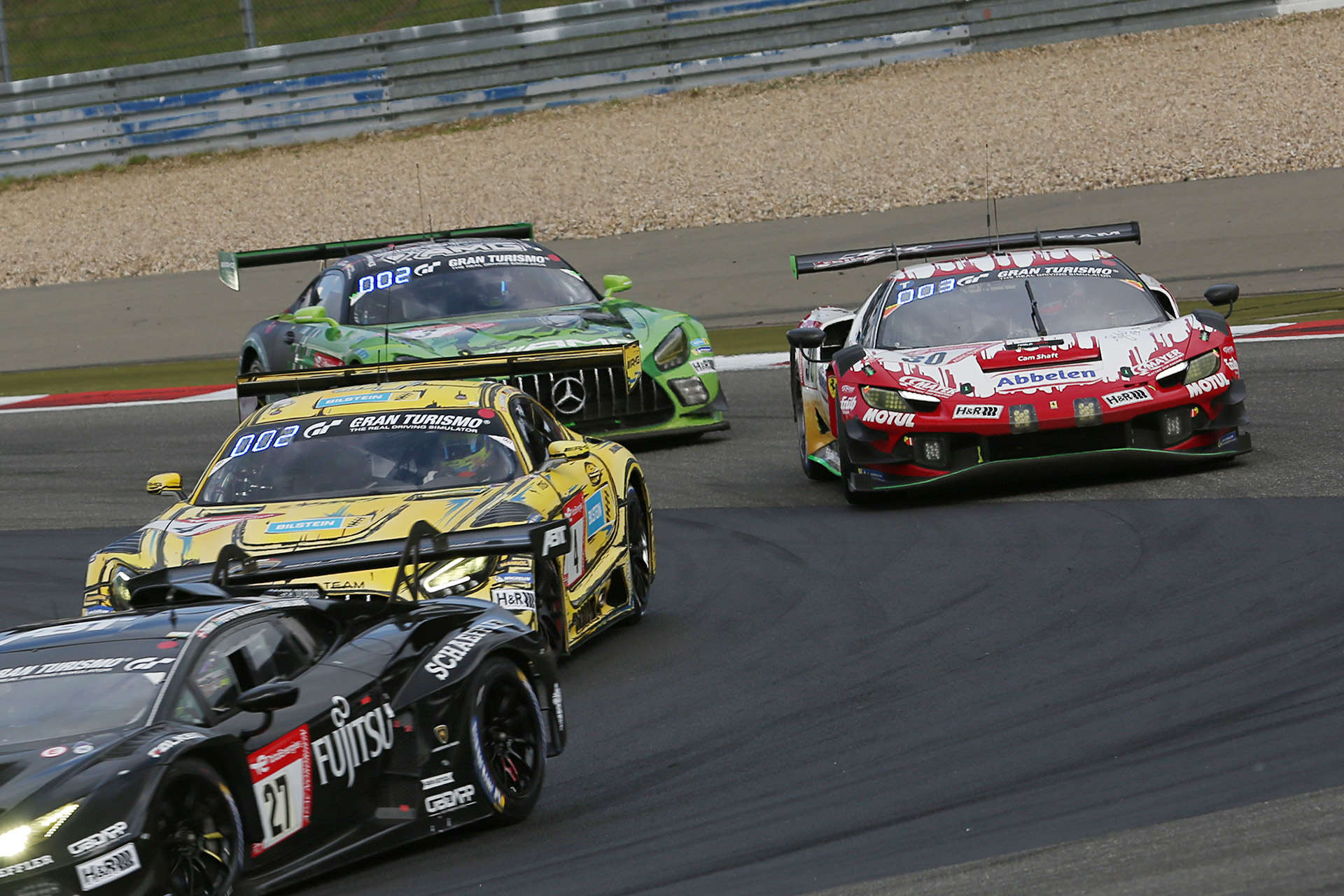 レース序盤のSP9プロクラス のトップ争い