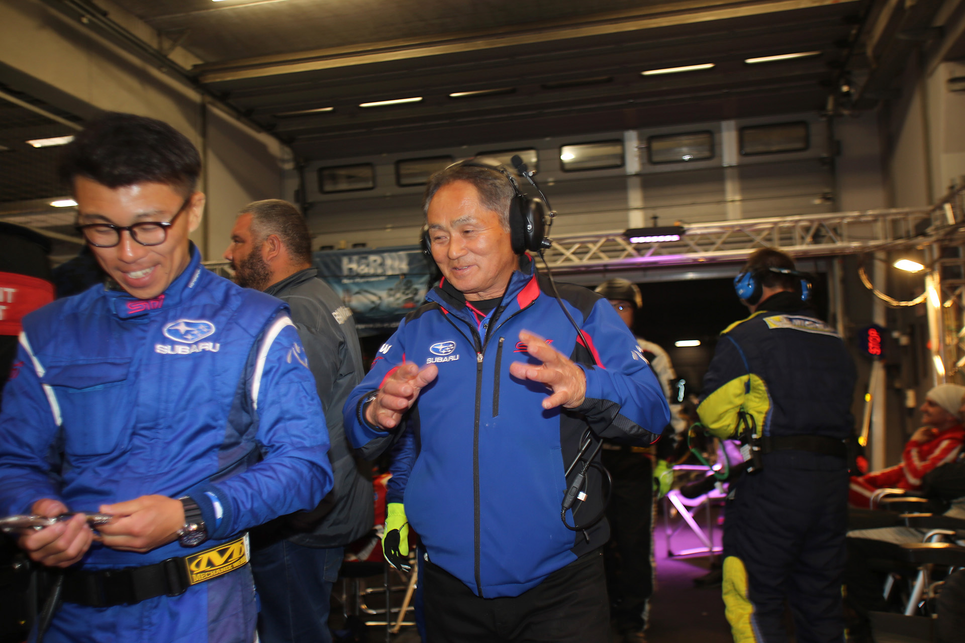 朝6時過ぎにウォールにヒットして戻ってきた新型WRX S4