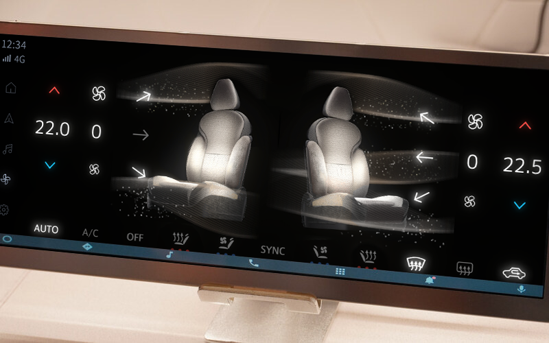 空調の操作パネル。噴き出した空気に含まれる粒子の表現は3Dのデータで再現し、ここにも3Dのエンジンを活用している