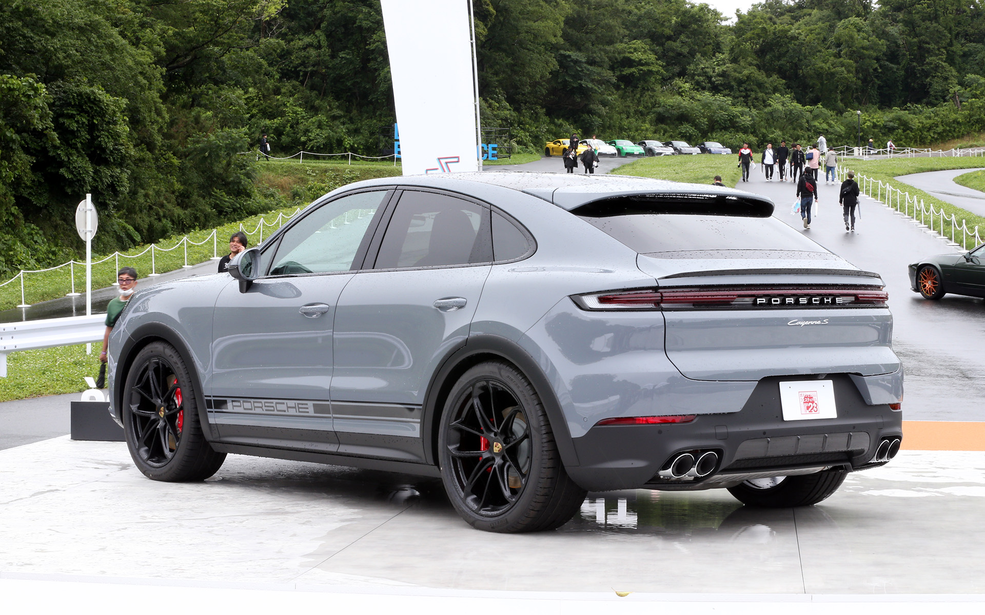 新型カイエン クーペ S