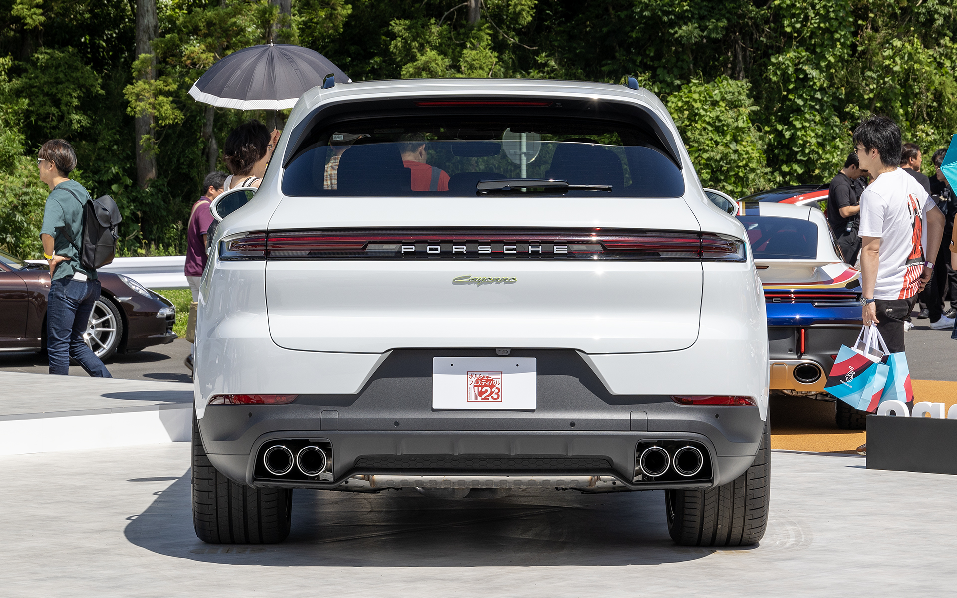 新型カイエンのリア