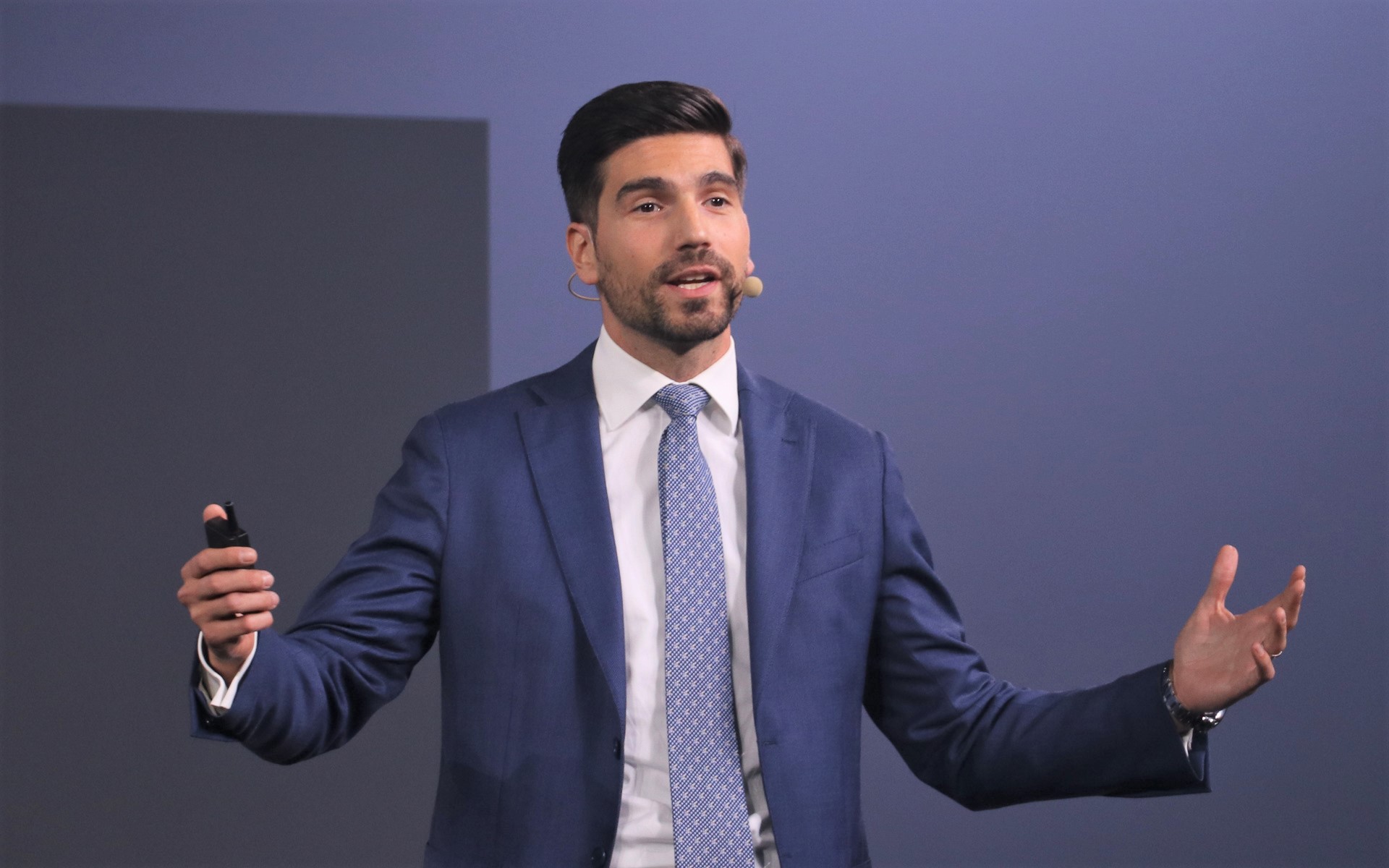 ランボルギーニ・ジャパン代表 ダビデ・スフレコラ氏