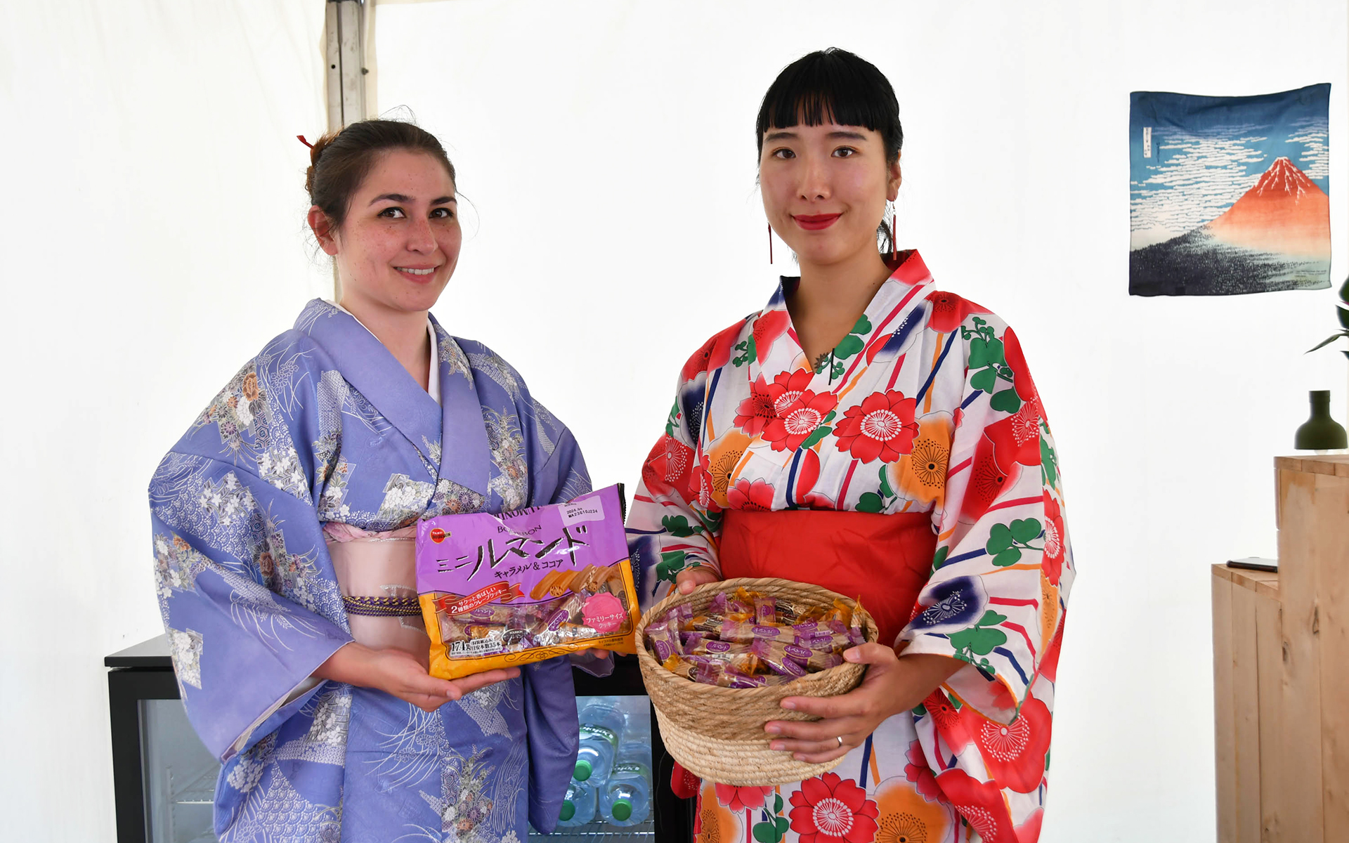 ル・マンでルマンドが伊藤園のお茶とともに楽しめる