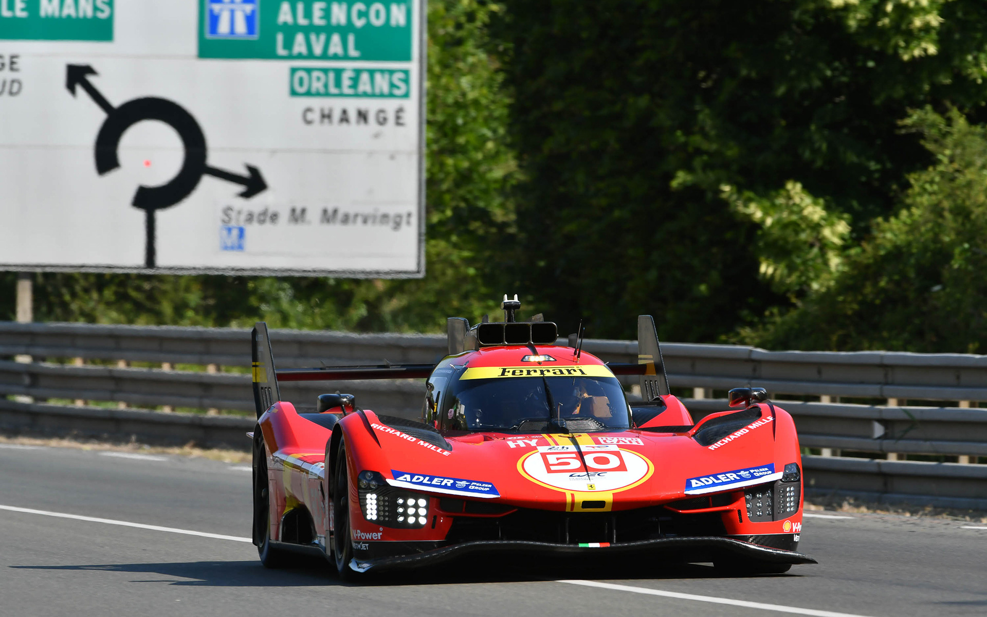 ポールポジションを獲得したフェラーリAFコルセの50号車 フェラーリ 499P（アントニオ・フオコ/ミゲル・モリーナ/ニクラス・ニールセン）