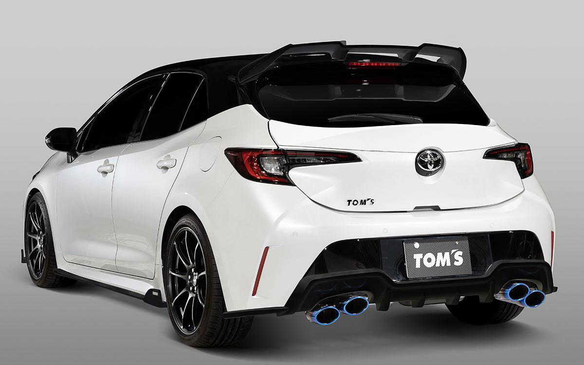 カローラスポーツ用スタイリングパーツ装着イメージ