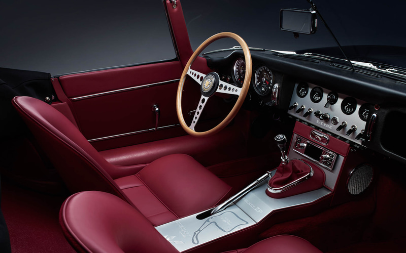 1961年型　ジャガー　ダークグリーン オープンカー 1961年型 ジャガー ダークグリーン オープンカー