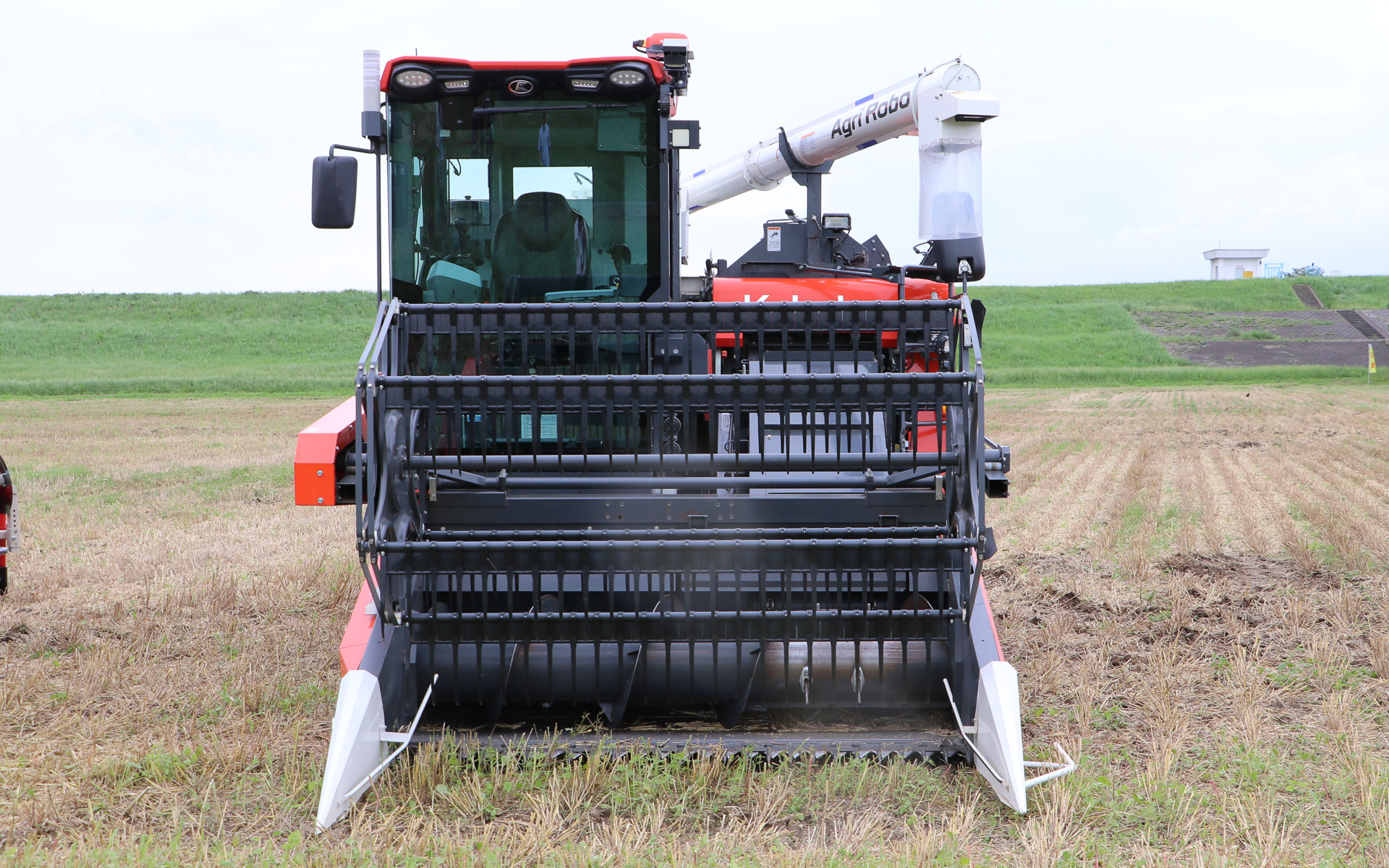 「アグリロボコンバイン DRH1200A-A」