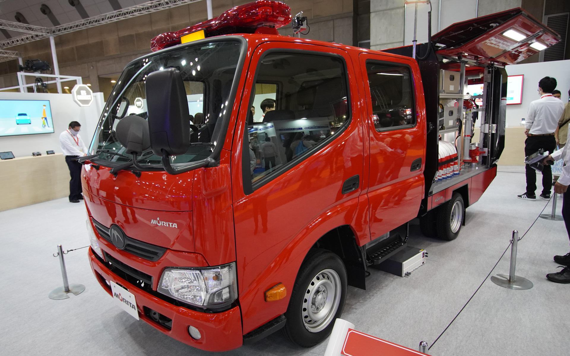 消耗団を想定した多機能消防自動車「REDSEAGULL Light」