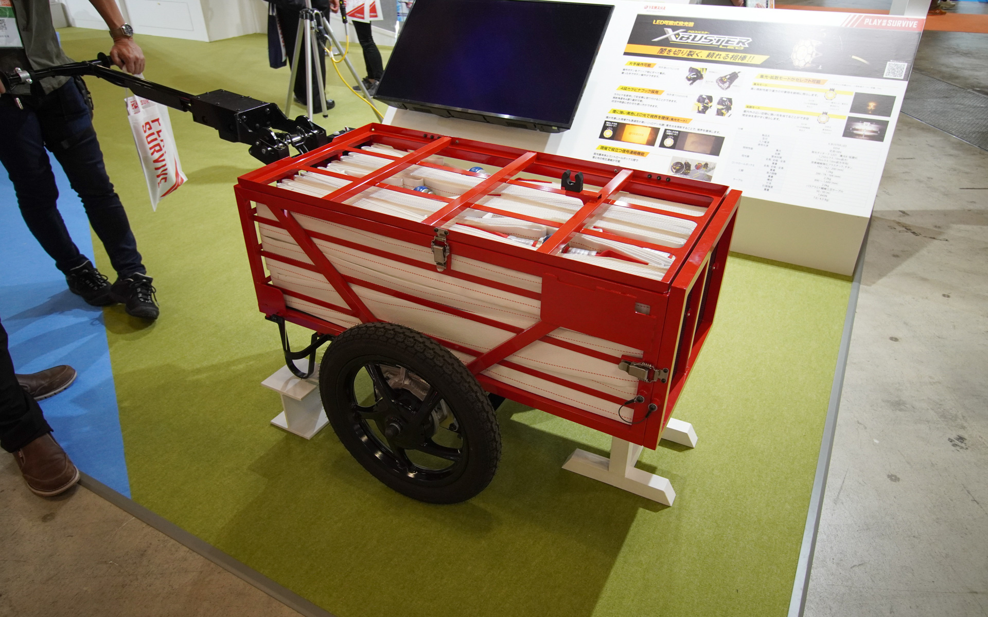 次世代型電動アシストホースカー 「X-QUICKER（クロスクイッカー）」