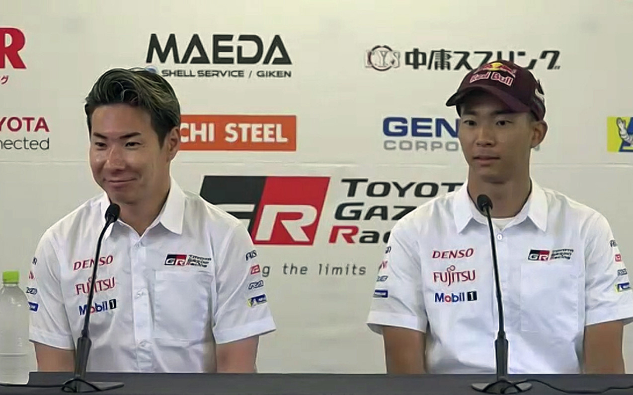 TGR WECチームのチーム代表 兼 7号車ドライバー 小林可夢偉選手（左）、8号車ドライバー 平川亮選手（右）