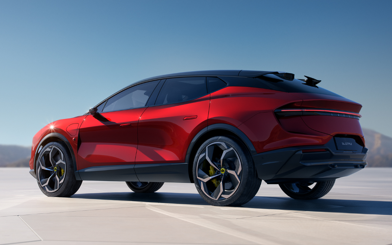 本国で発表されるエレトレのボディサイズは5103×2231×1630mm（全長×全幅×全高。電動リアミラーディスプレイ車の全幅は2135mm）、ホイールベースは3019mm