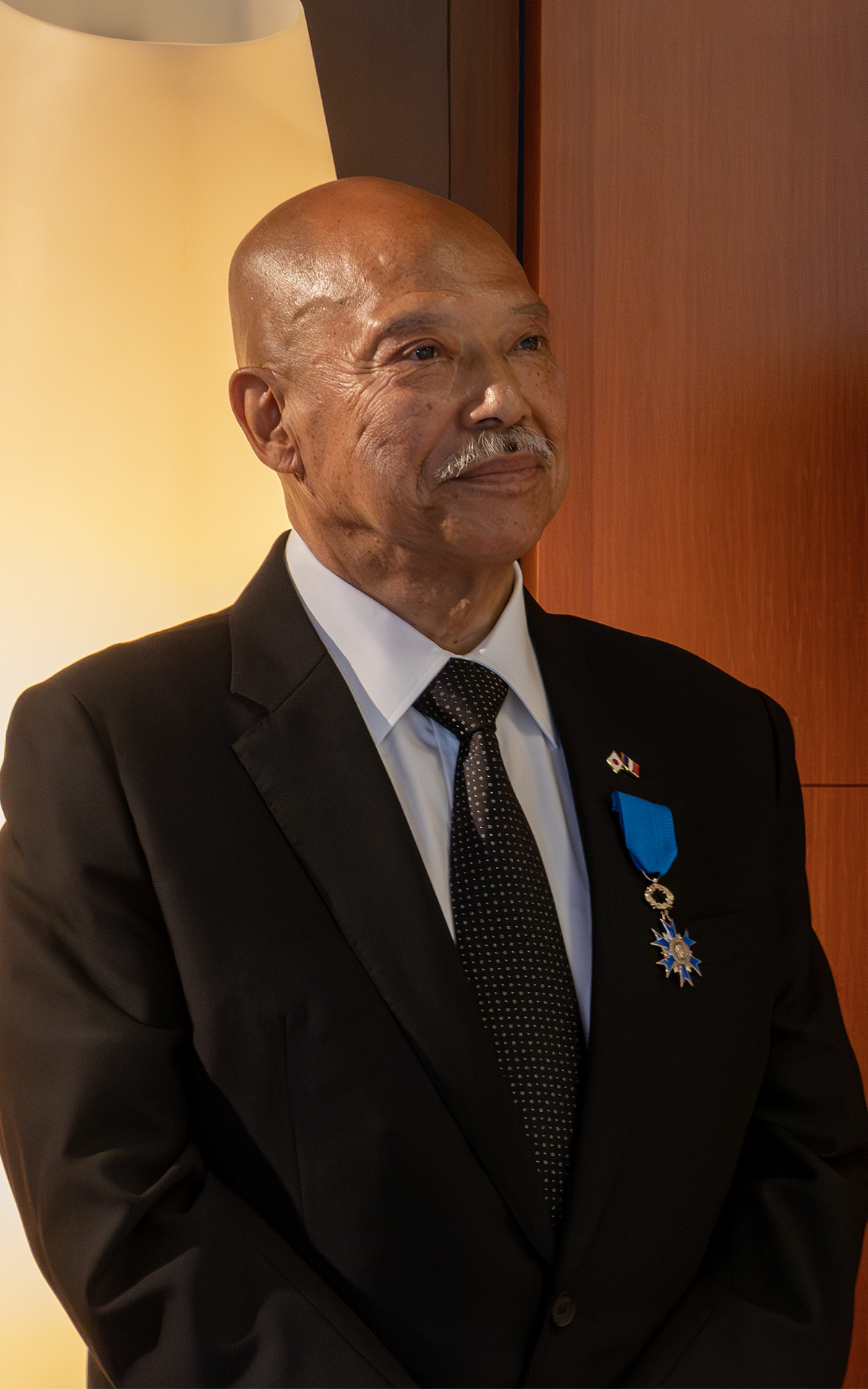 「フランス共和国 国家功労勲章シュヴァリエ叙勲式」に参加した寺田陽次郎氏