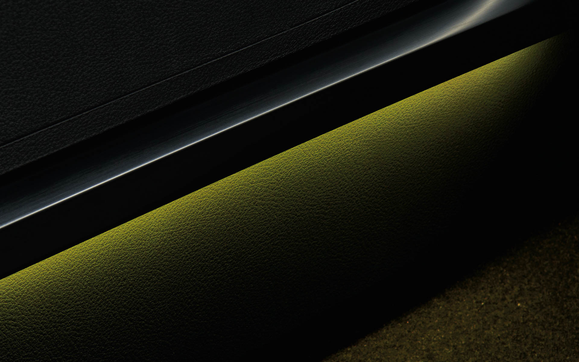 メインカラーは赤、橙、黄、緑、青、紫、白。グラデーションモードも用意