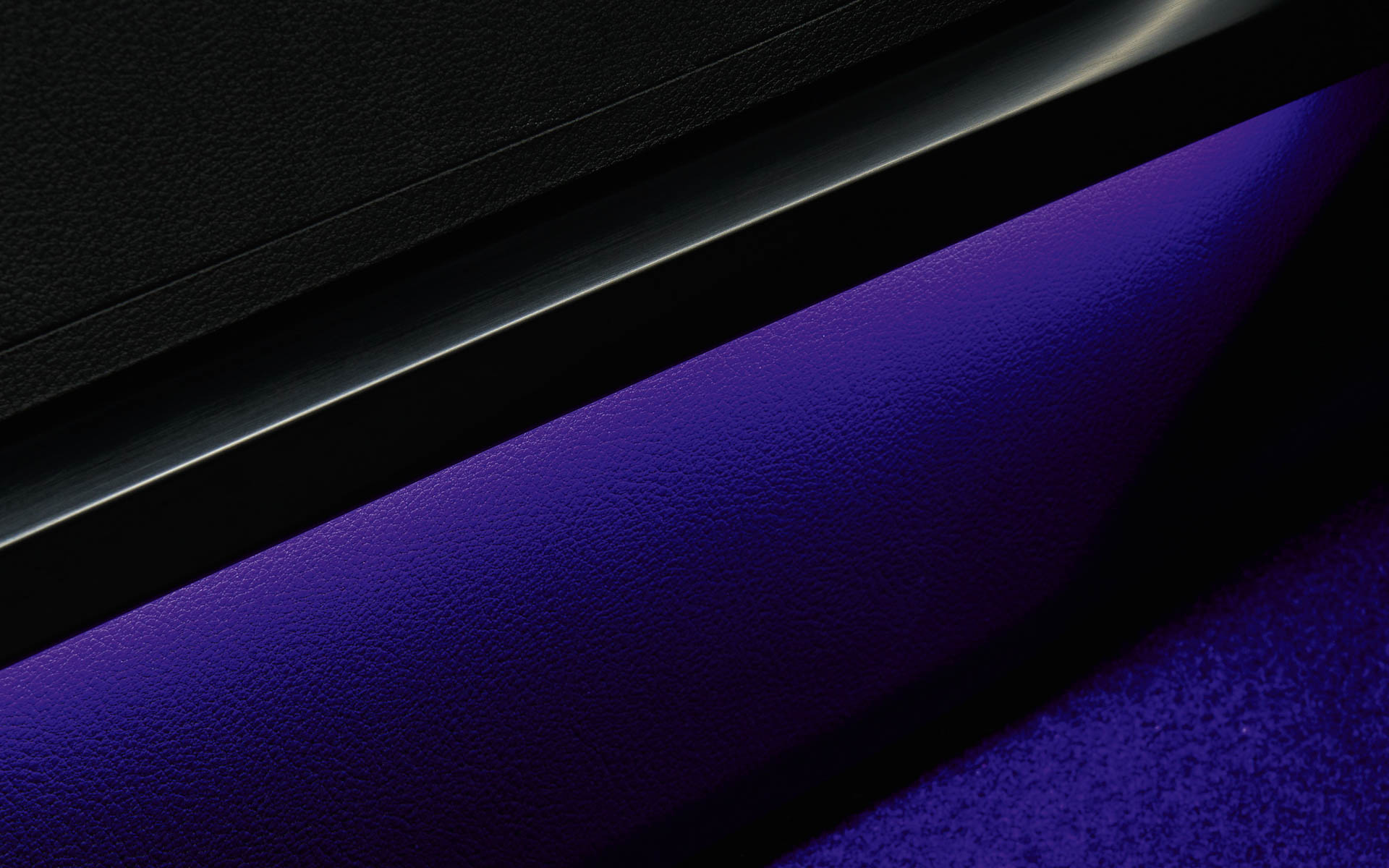 メインカラーは赤、橙、黄、緑、青、紫、白。グラデーションモードも用意